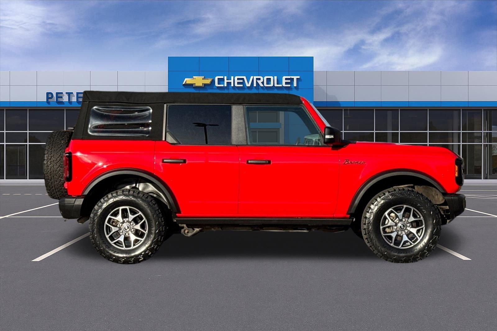 Used 2023 Red Ford Badlands image 3