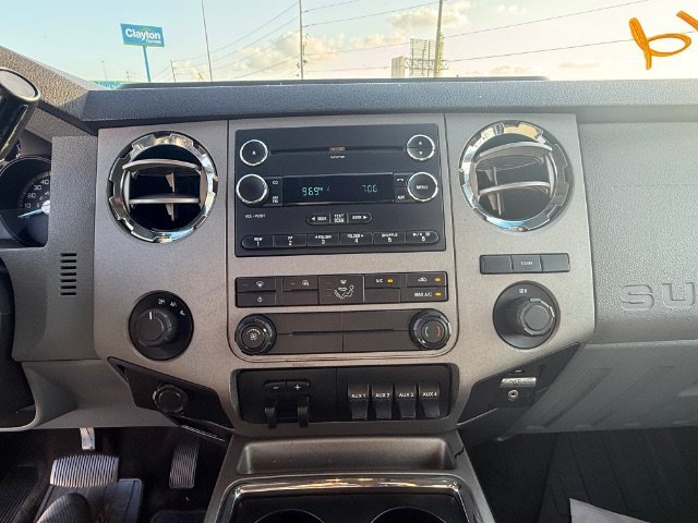 Used 2012 White Ford XLT image 19