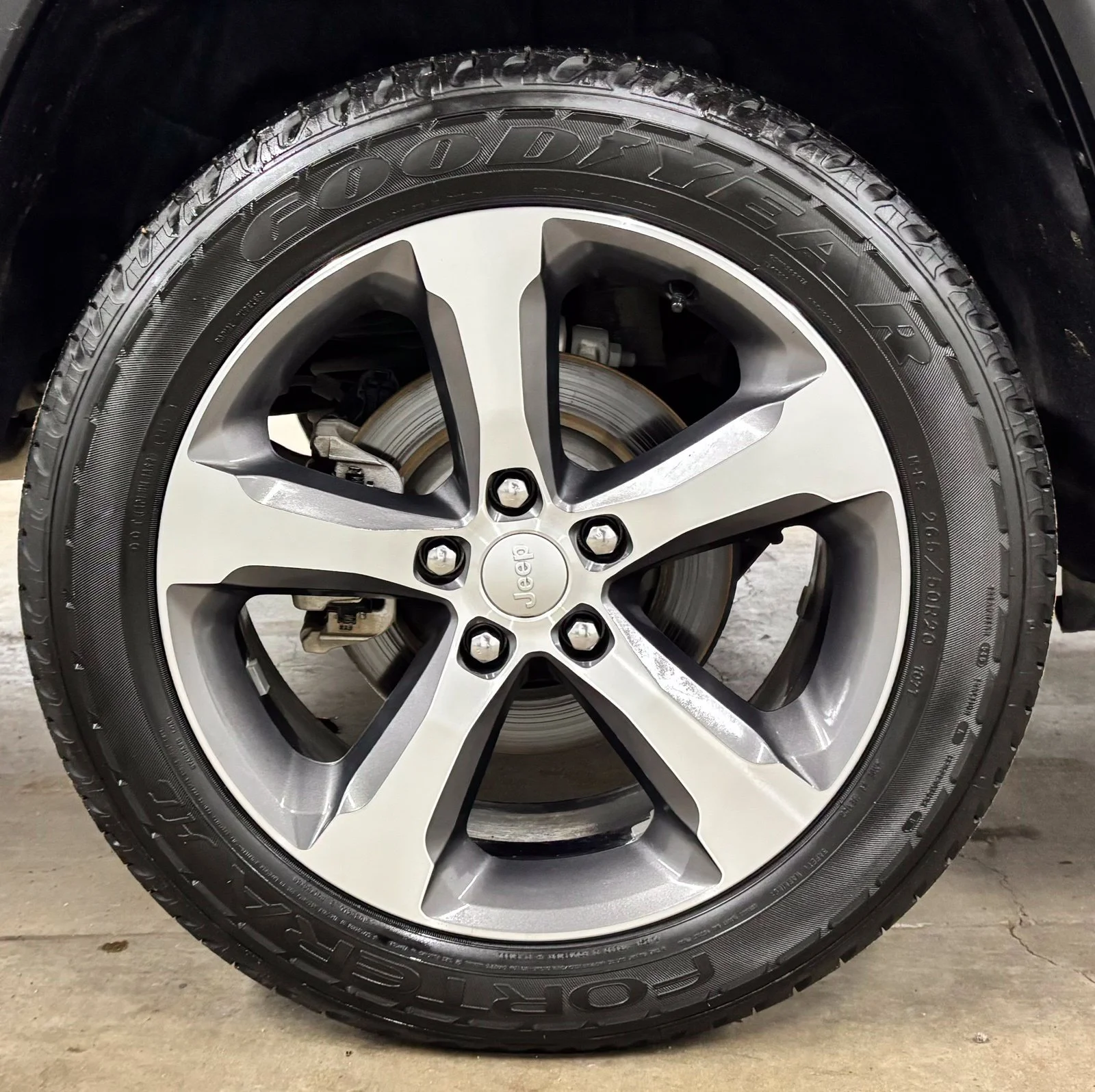 Used 2023 Black Jeep Limited image 8