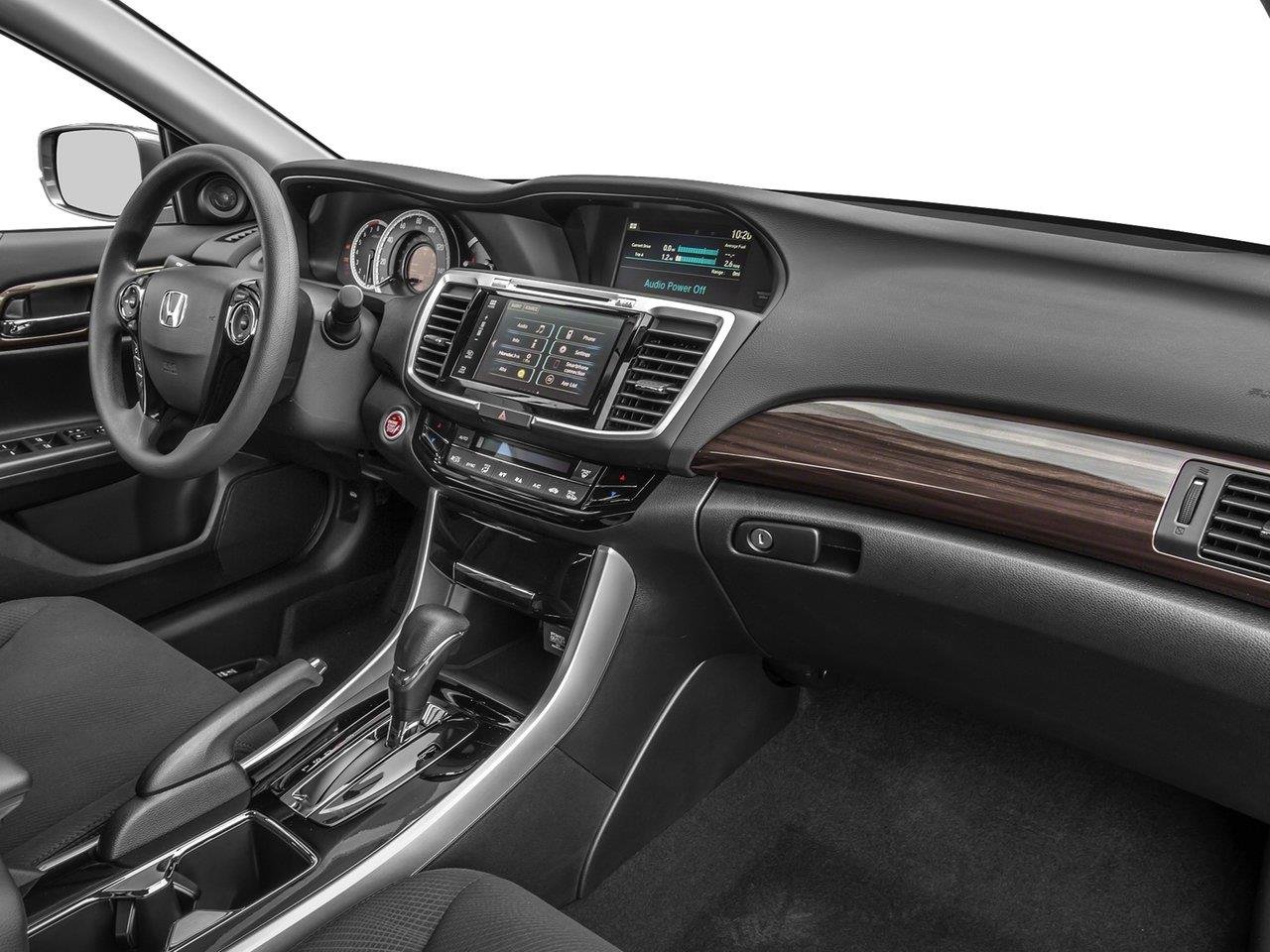 Used 2016  Honda EX image 10