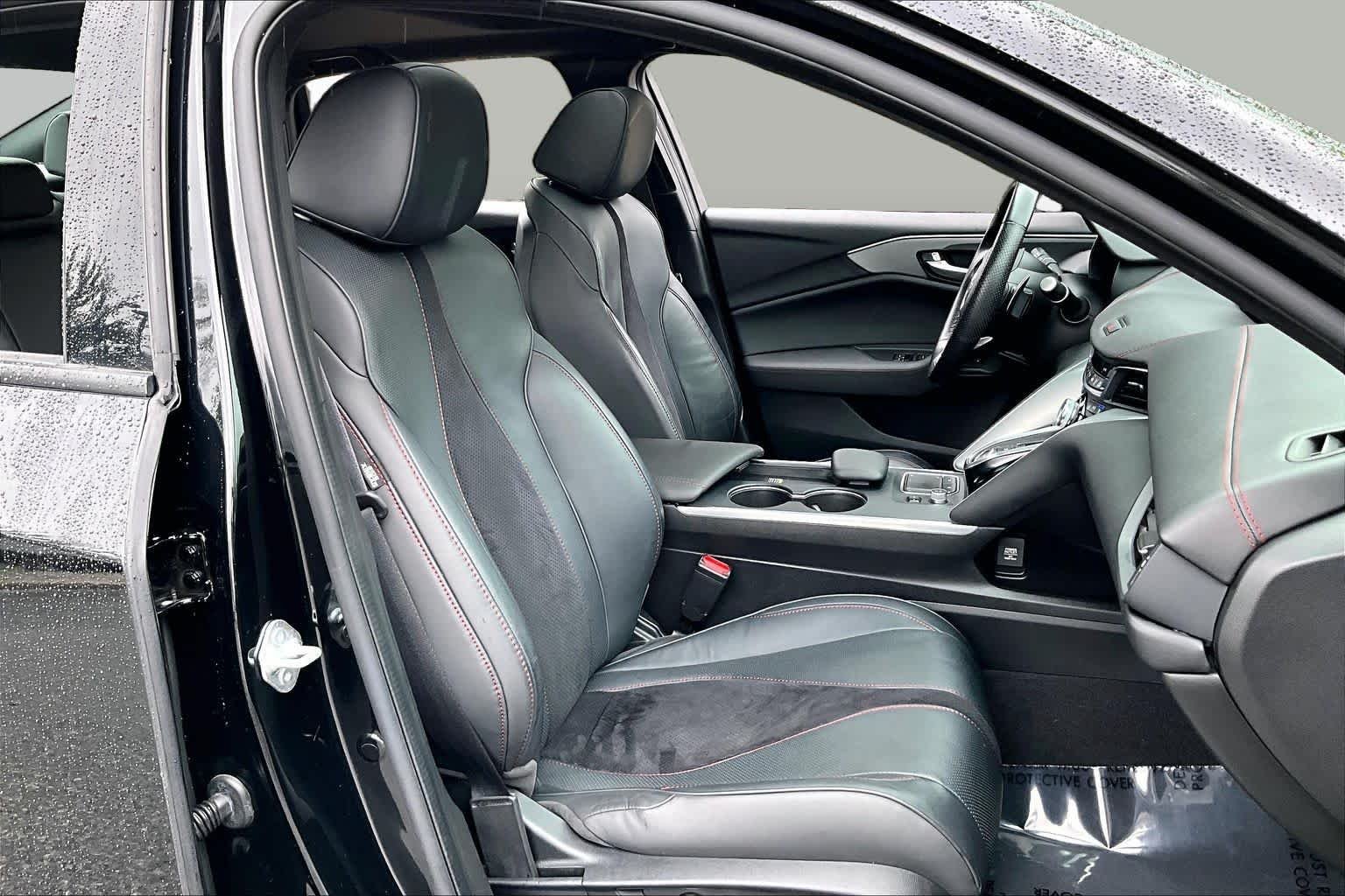 Used 2021 Majestic Black Pearl Acura w/A-Spec Package image 9