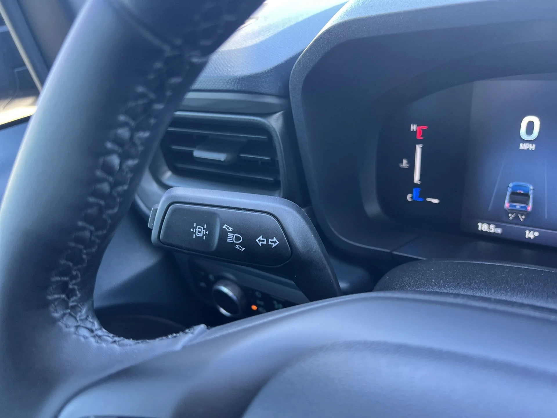 New 2026 Shadow Black Ford XLT image 9