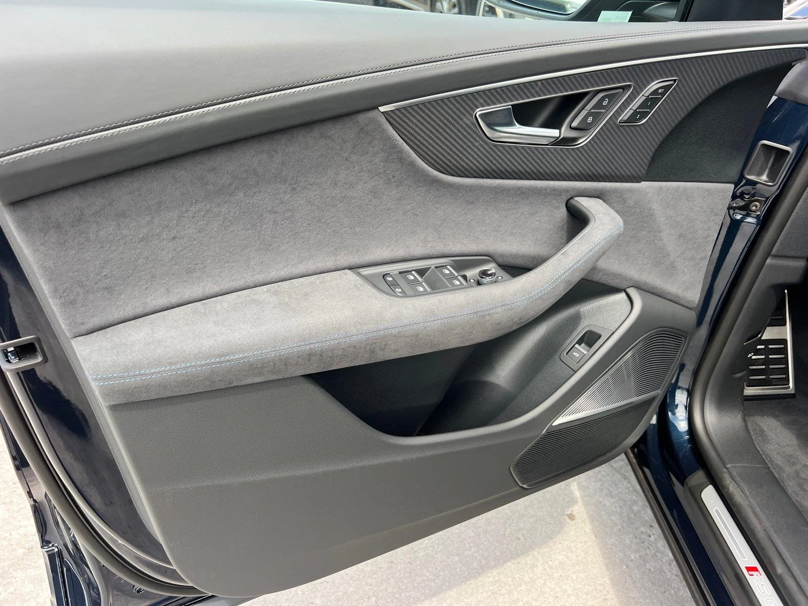 New 2026 Waitomo Blue Metallic Audi performance image 10
