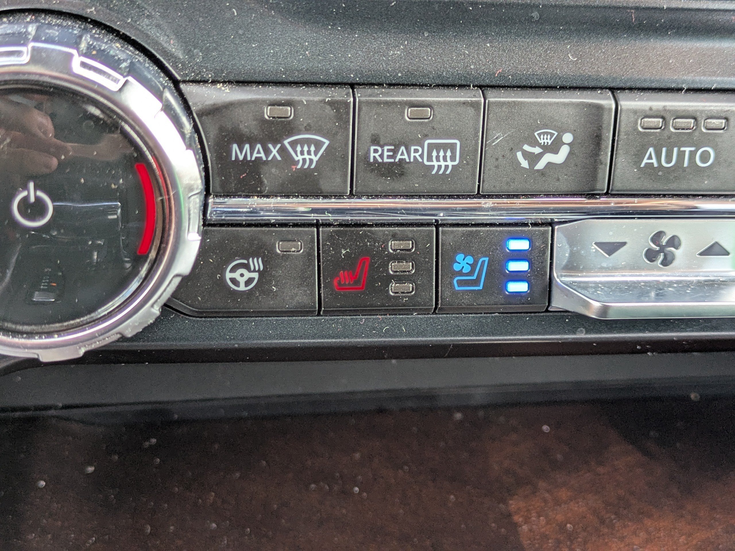Used 2025  Ford King Ranch image 30