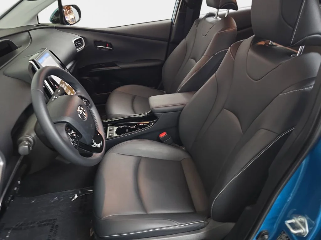 Used 2020 Blue Toyota Limited image 17