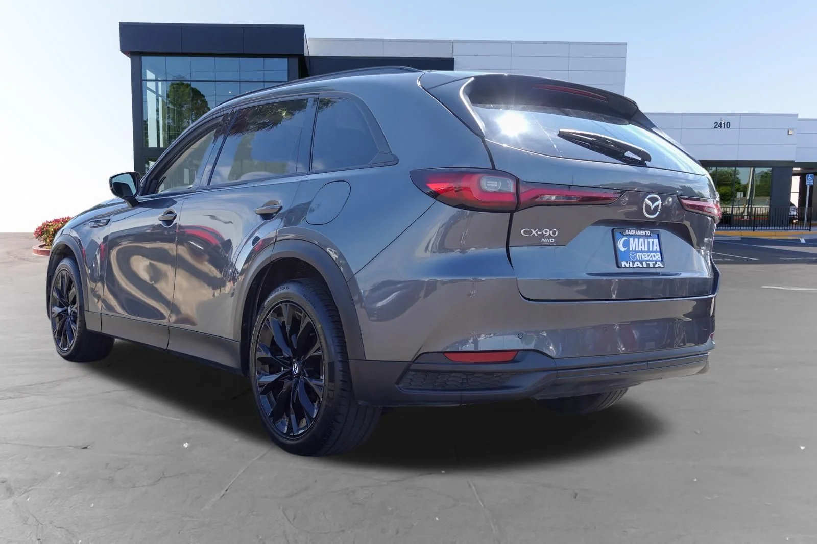 Certified Used 2025 Machine Gray Metallic Mazda 3.3 Turbo Premium image 7