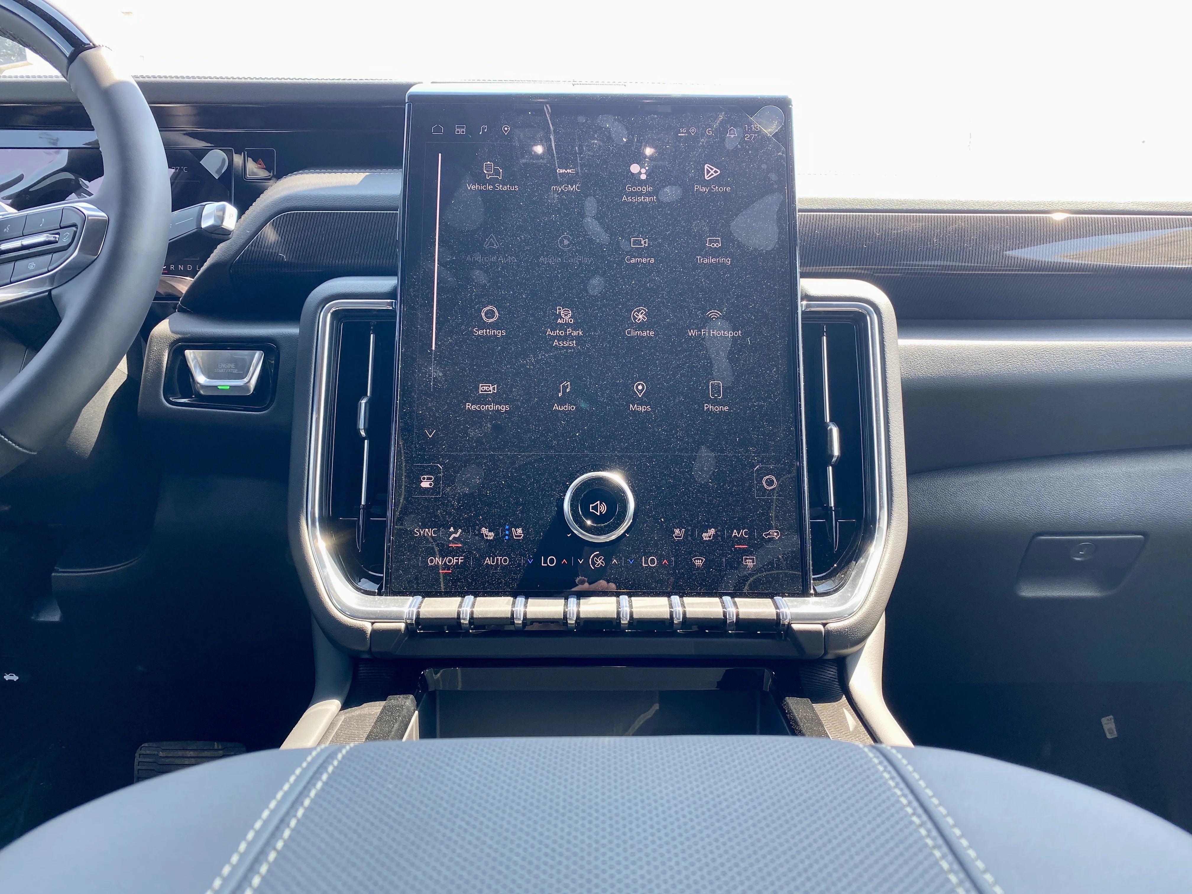 New 2026 ONYX BLACK GMC Elevation image 19