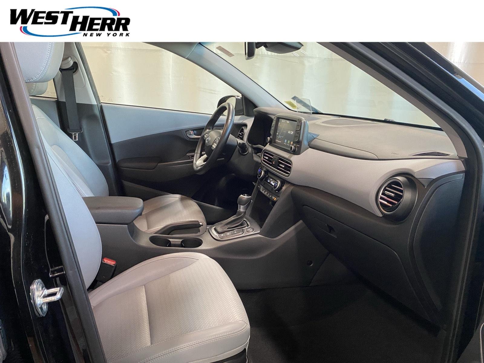 Used 2019 Ultra Black Pearl Hyundai Ultimate image 12