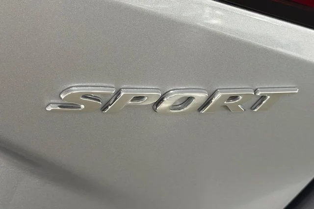 Certified Used 2025 Solar Silver Metallic Honda Sport image 36