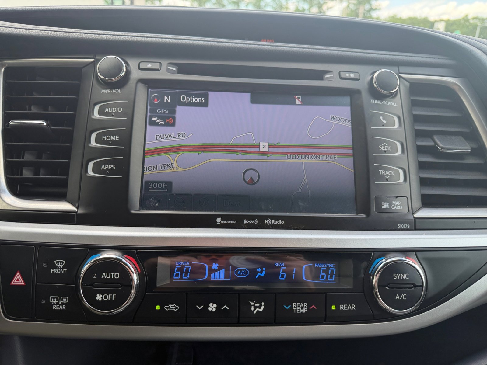 Used 2017 Blizzard Pearl Toyota XLE image 20