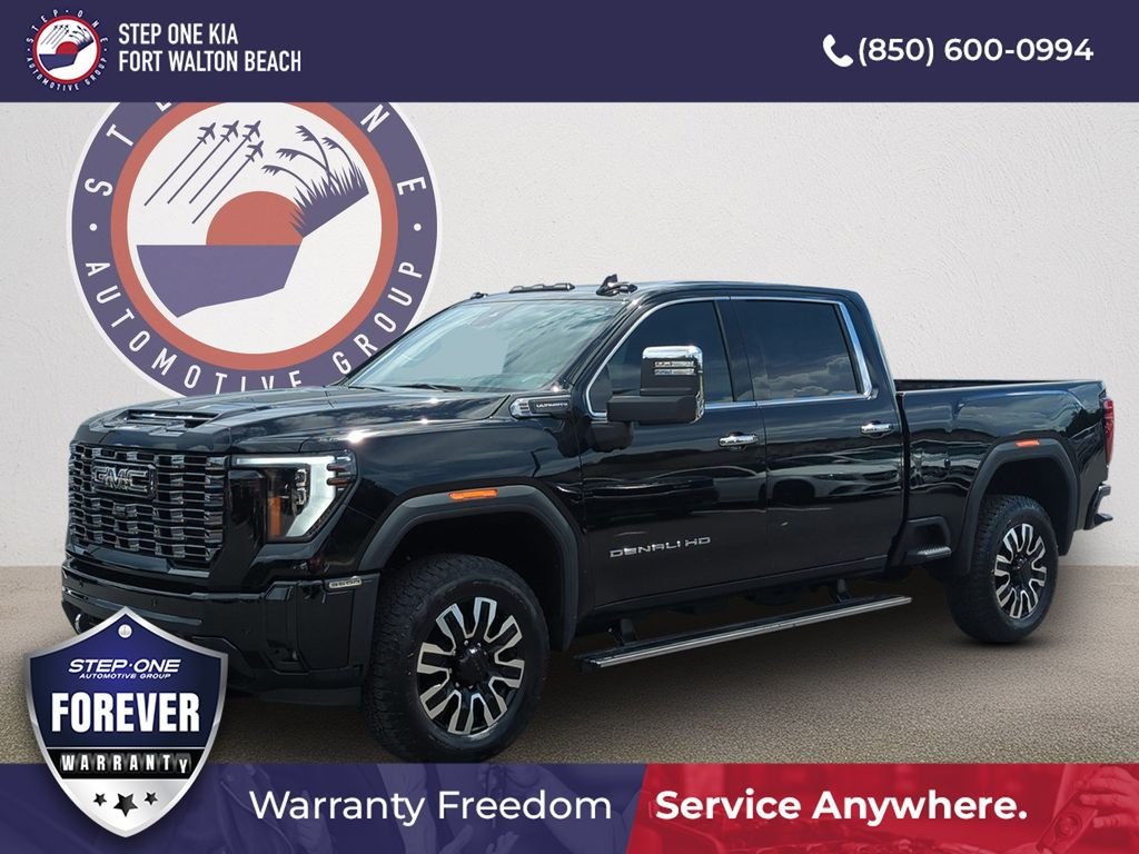 Used 2025 Black GMC Denali Ultimate image 1
