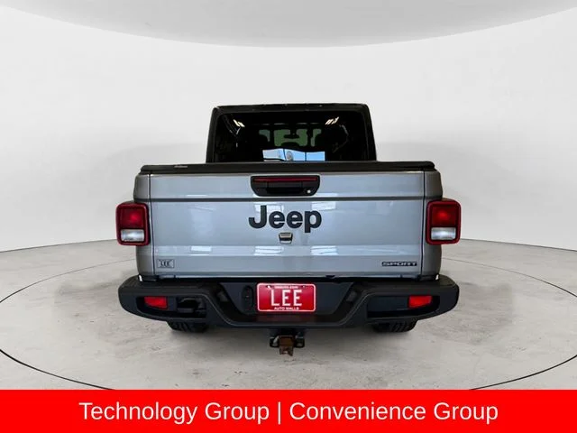 Used 2020 Silver Jeep Sport image 5
