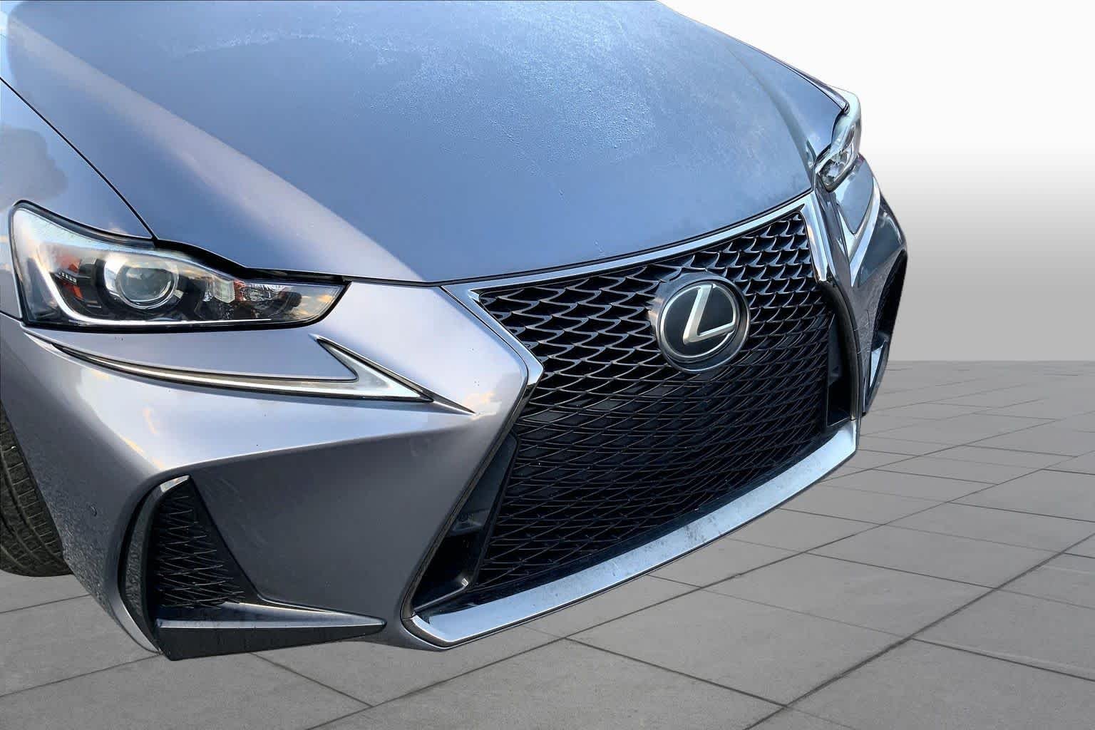 Used 2018 Nebula Gray Pearl Lexus  image 27