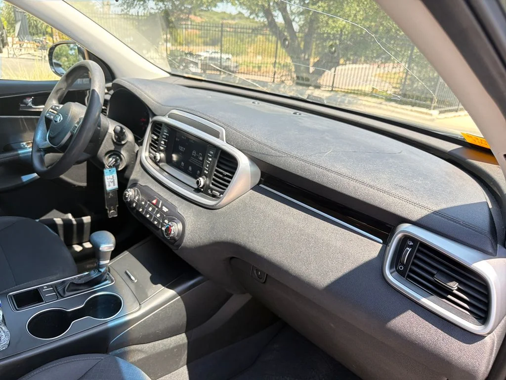 Used 2020 Gray Kia LX image 38