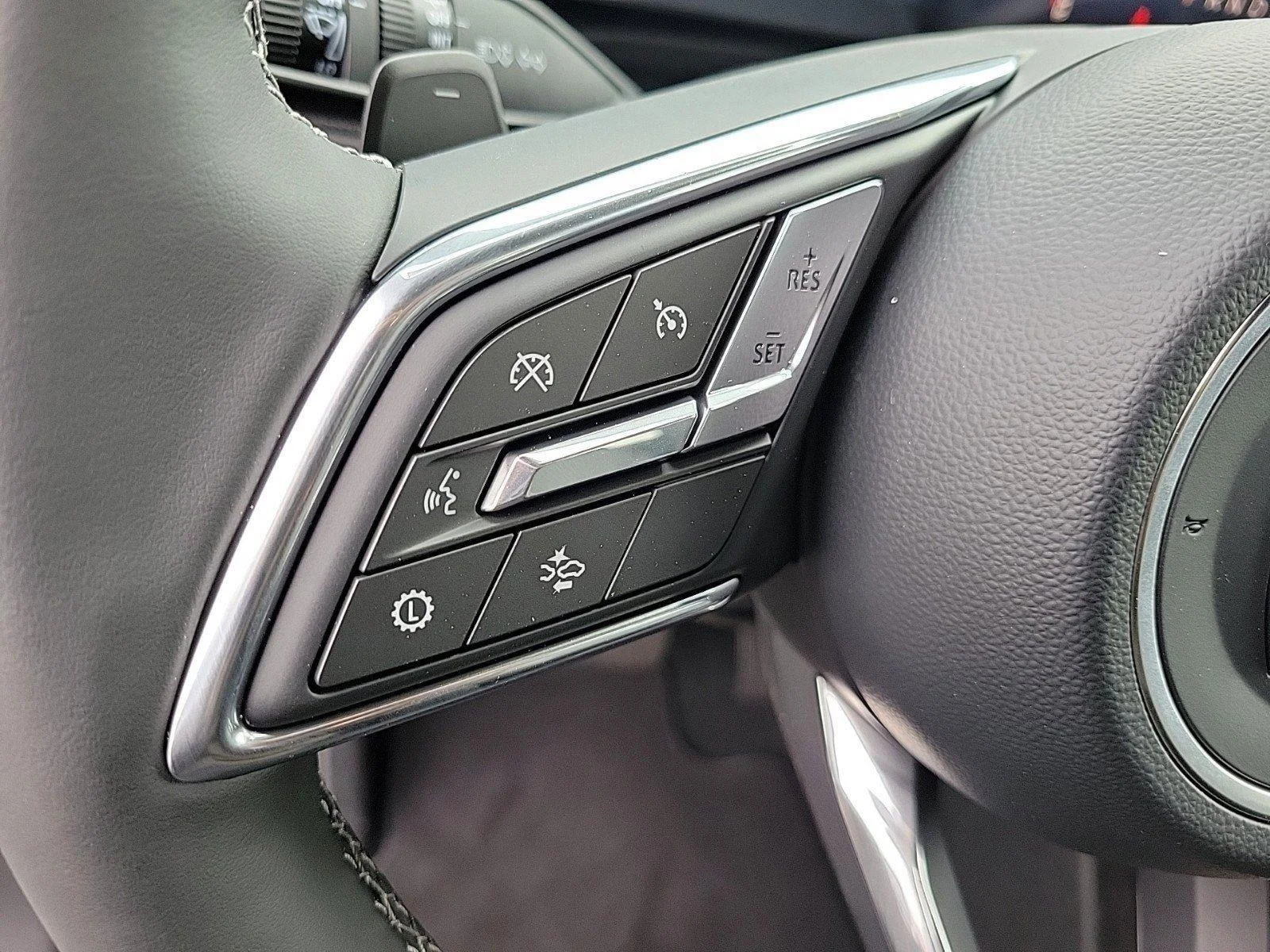 New 2026 Ebony Twilight Metallic Buick Preferred image 22