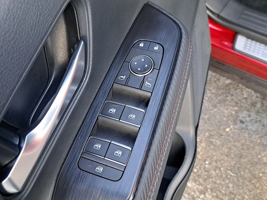 2026 Nissan KICKS SR - Photo 22