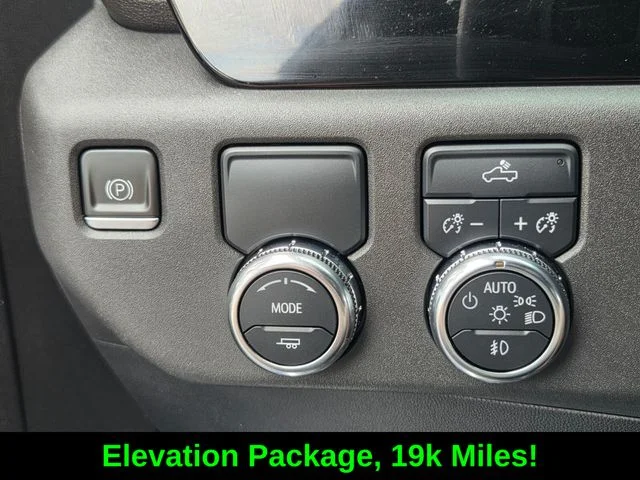 Used 2023 Blue GMC Elevation image 21