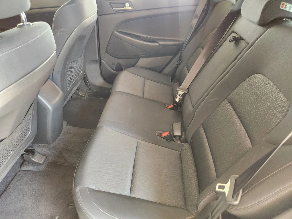 Used 2016 Ash Black Hyundai SE image 32