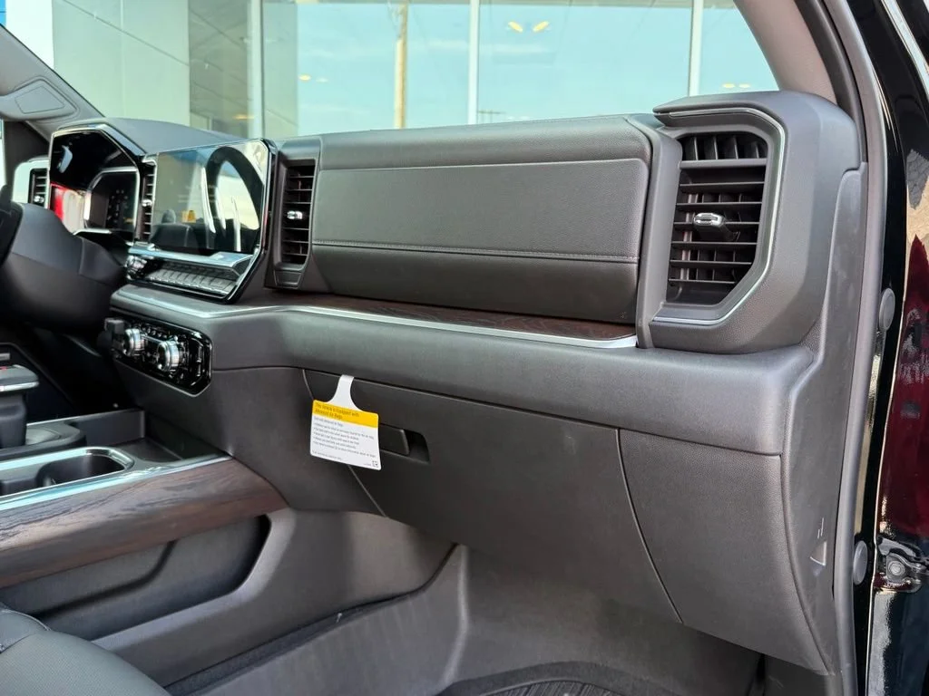New 2026 Onyx Black GMC SLT image 17