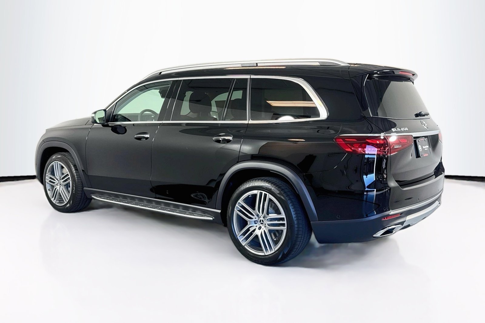 New 2026 Black Mercedes-Benz GLS 450 image 7
