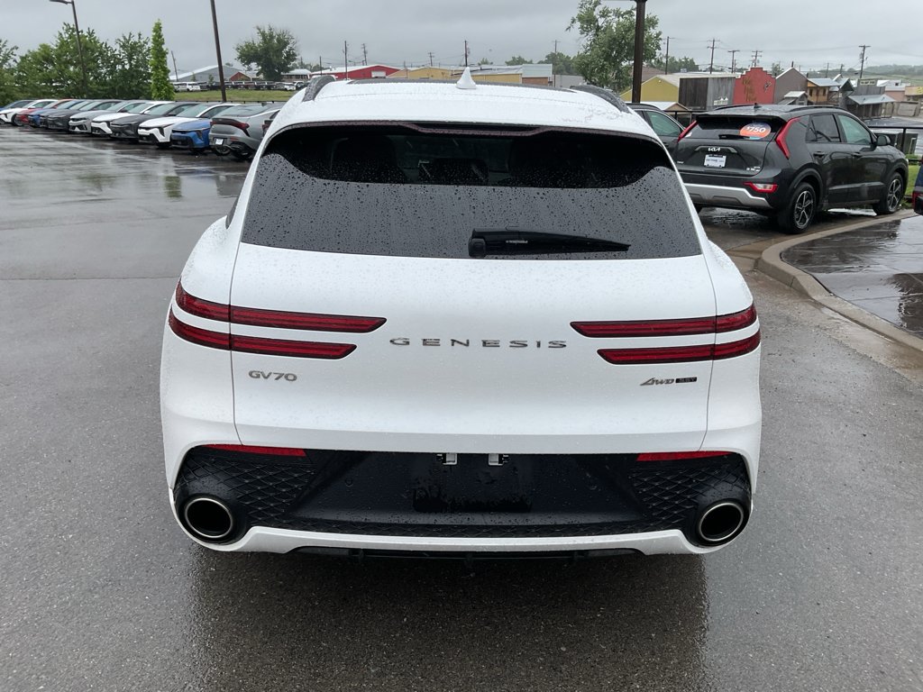 Used 2025 Uyuni White Genesis 3.5T Sport image 9