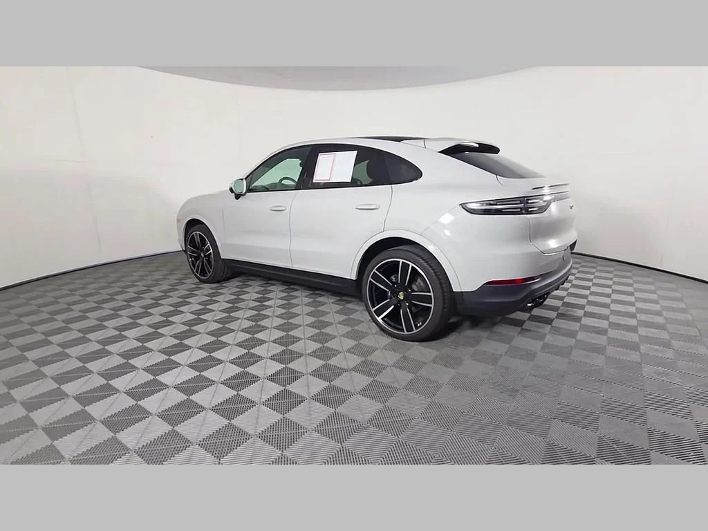 Used 2023 Chalk Porsche Platinum Edition image 42