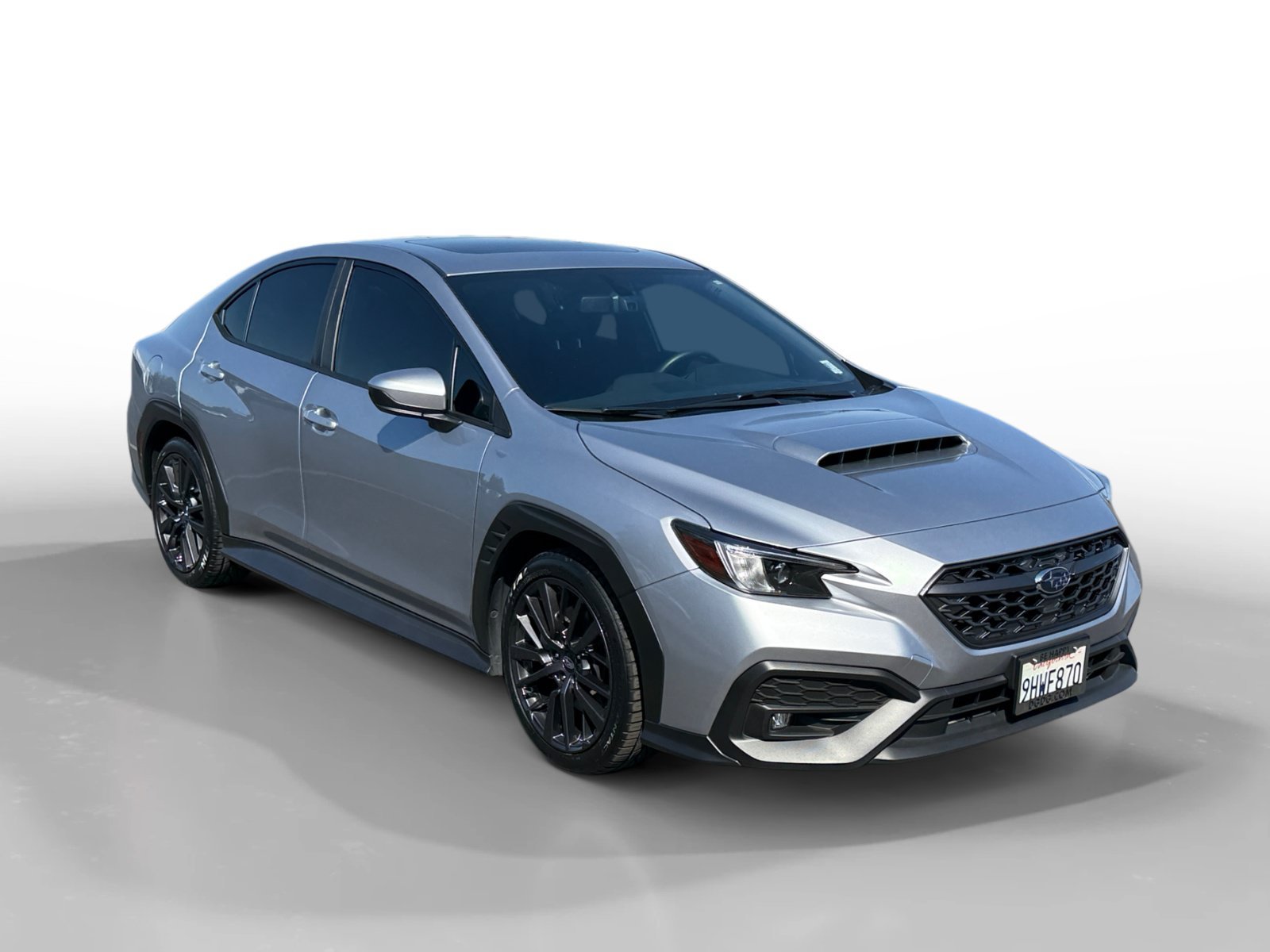 Used 2023 Ice Silver Metallic Subaru Premium image 7