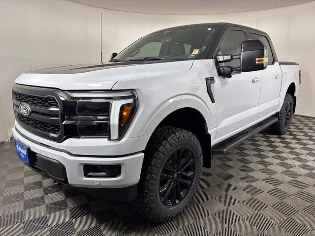 Used 2025 White Ford Lariat image 8