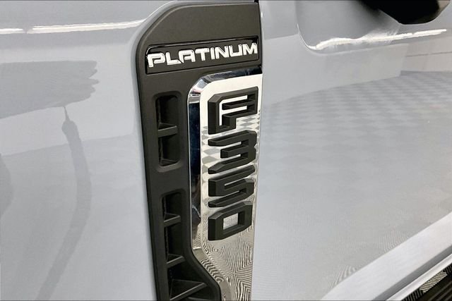 2024 Ford F-350 Super Duty Platinum - Photo 37
