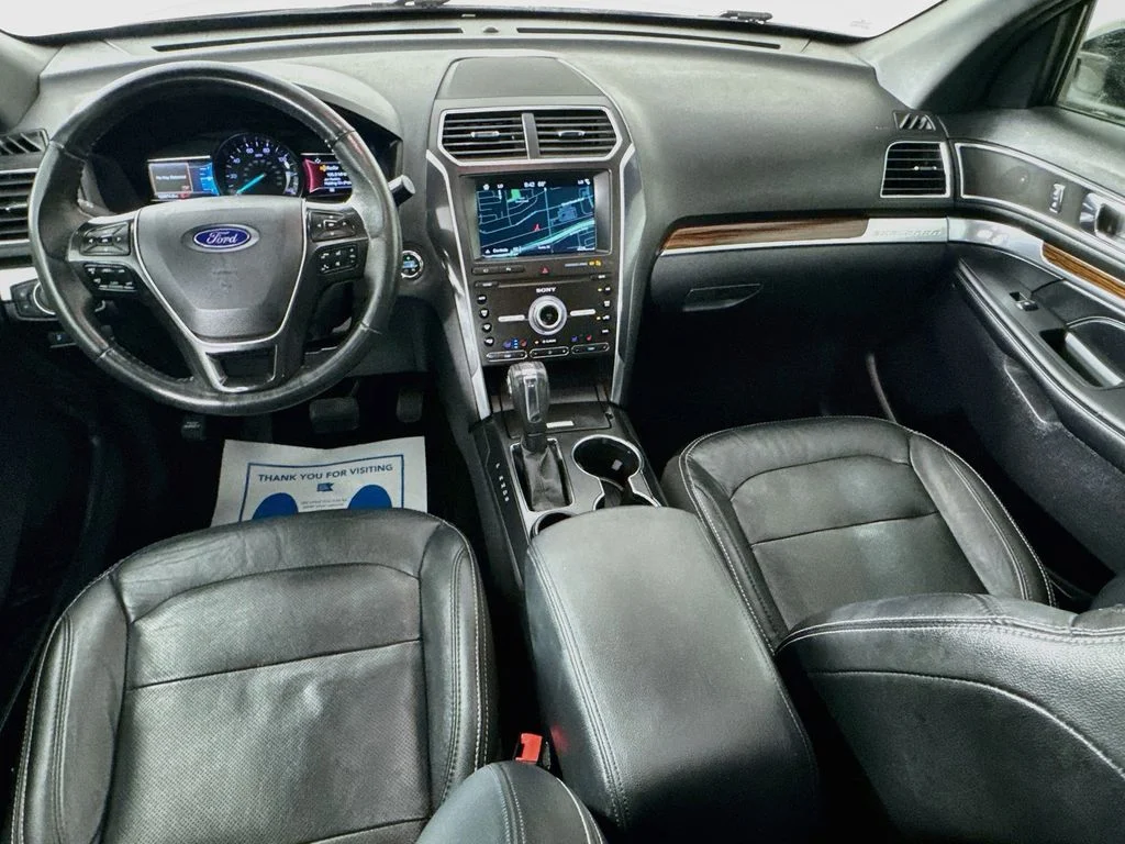 Used 2019 Black Metallic Ford Limited image 29