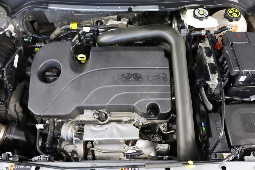 Used 2023 Gray Chevrolet Premier image 26