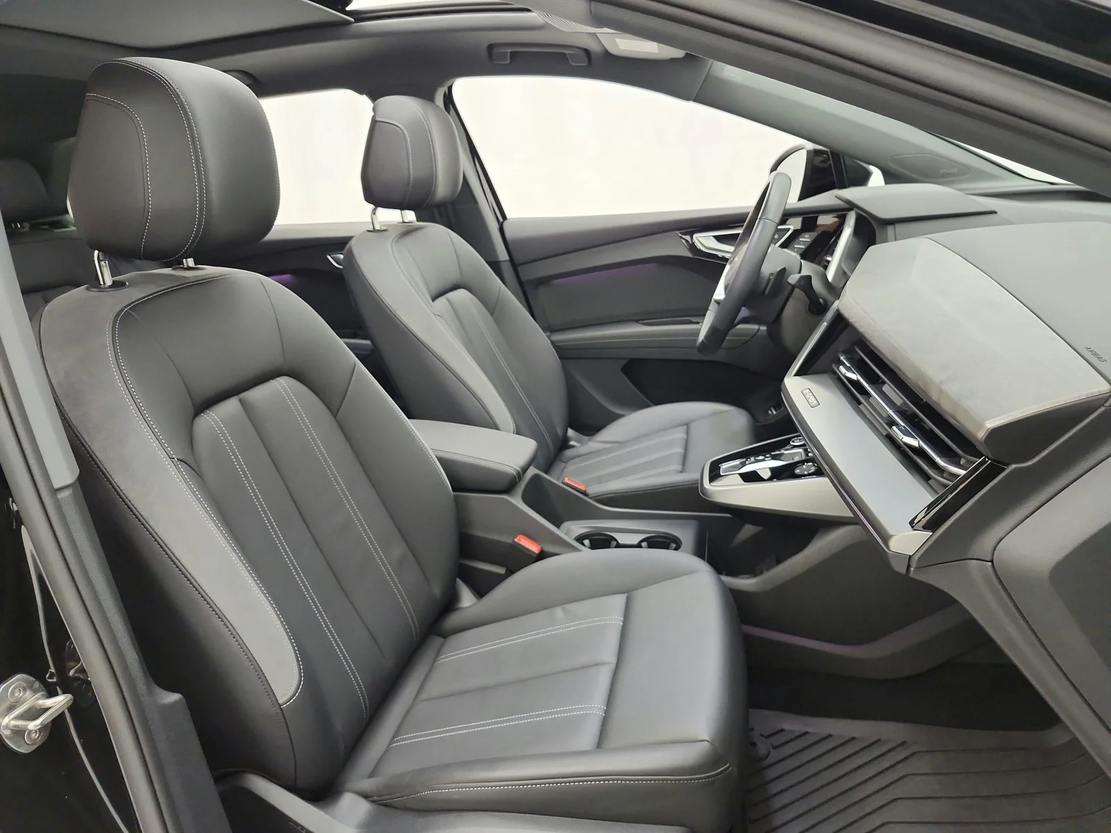 Used 2023 Mythos Black Metallic Audi Premium Plus image 19