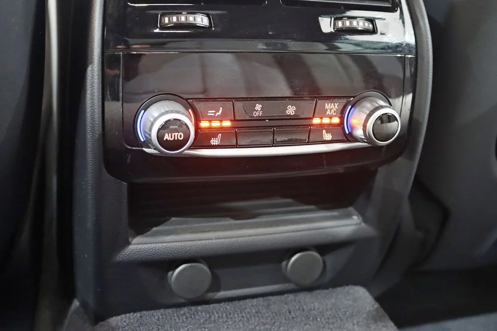 Used 2019 Gray BMW  image 31