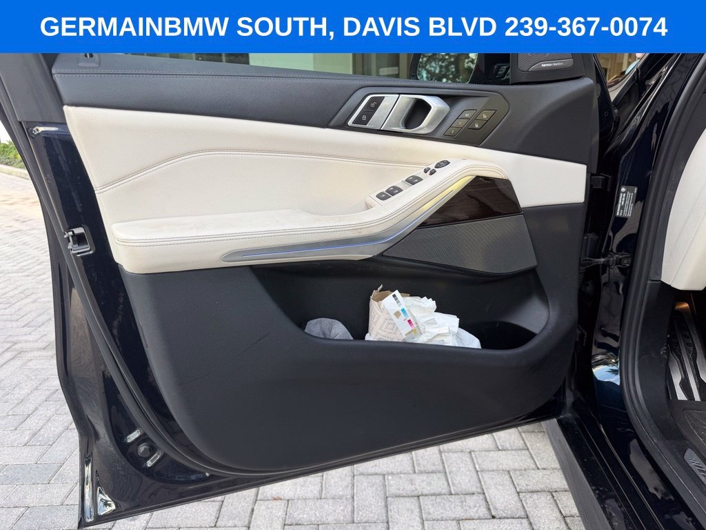 Used 2020 Carbon Black Metallic BMW sDrive40i image 18