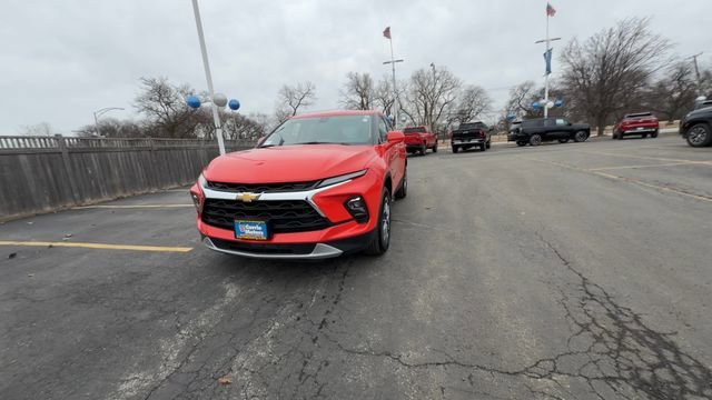 2025 CHEVROLET BLAZER - Image 3