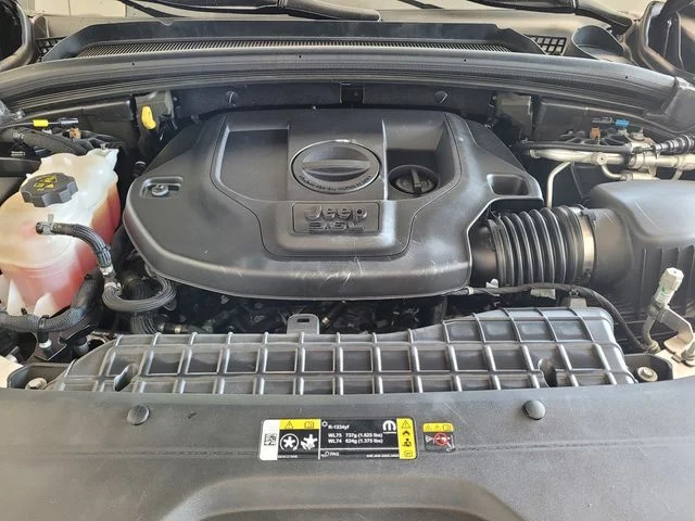 Used 2024 Gray Jeep Summit image 27