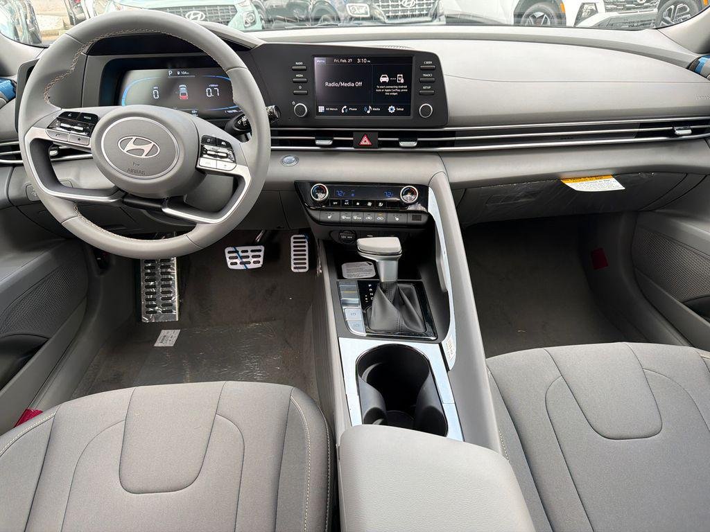 New 2026 Black Hyundai SEL Sport image 22