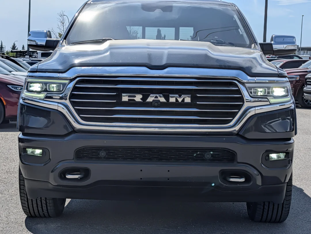 Certified Used 2020 Silver RAM Longhorn - 4x4 - EcoDiesel - Panoramic Sunroof - Heated Leather Seats & More! image 3