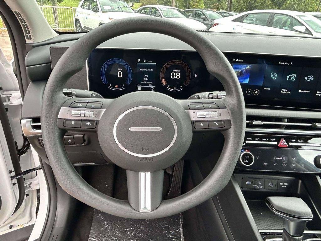 New 2026 White Hyundai SEL Plus FWD image 75