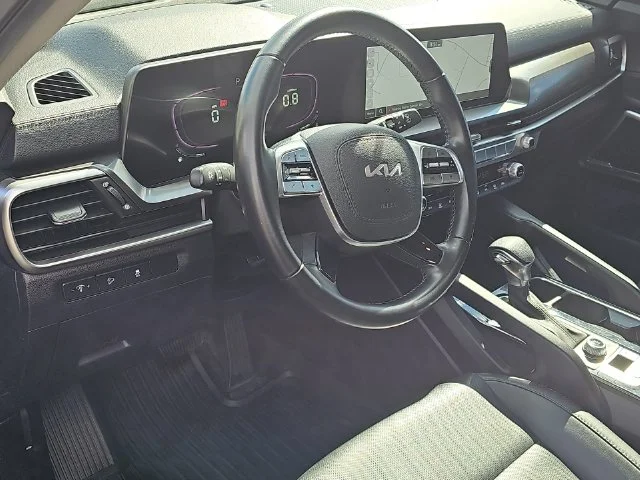 Used 2023 Gray Kia LX image 18
