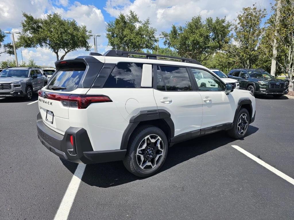 New 2026 CRYSTAL WHITE PEARL Subaru Touring image 3