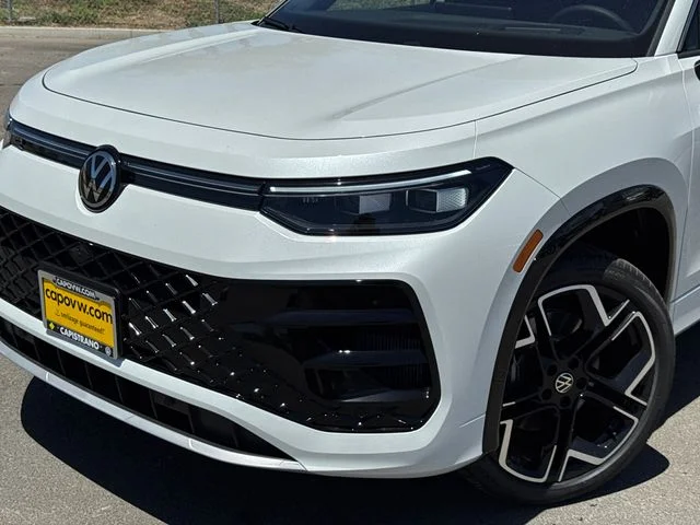 New 2026 Opal White Pearl Volkswagen 2.0T SEL R-Line Turbo image 8