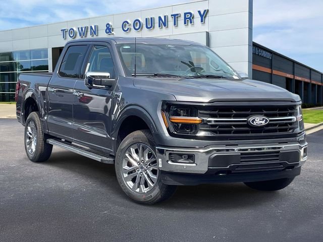 New 2026 Carbonized Gray Metallic Ford XLT image 1