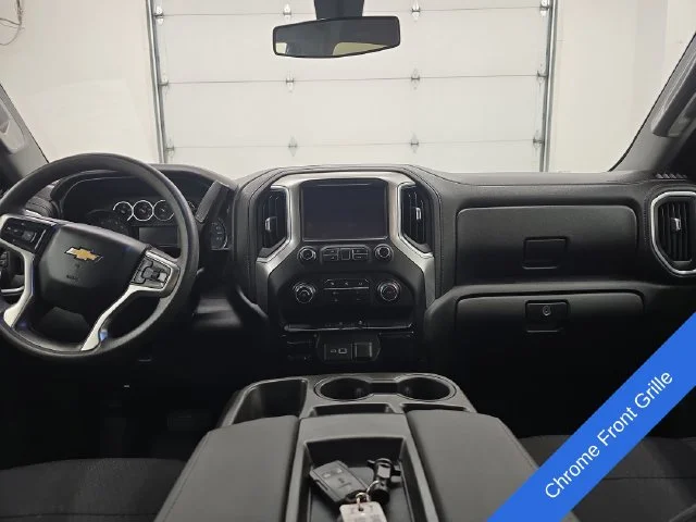 Used 2020 Summit White Chevrolet LT image 13