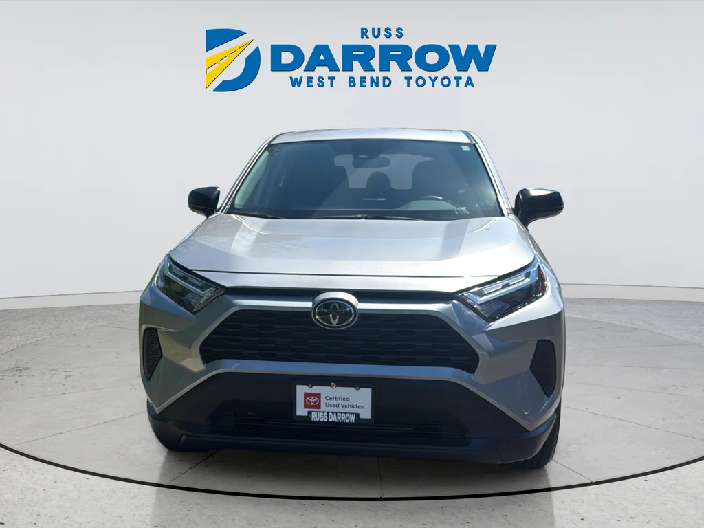 Used 2023 Silver Toyota LE image 8