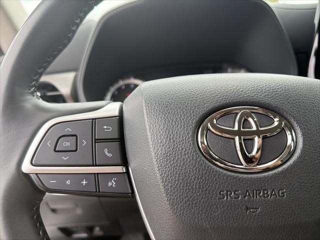Certified Used 2024 WIND CHILL PEARL Toyota LE image 9
