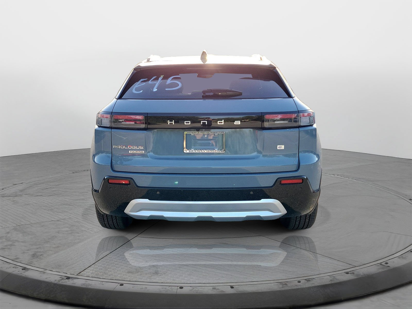 New 2026 Sonic Gray Pearl Honda Touring image 4