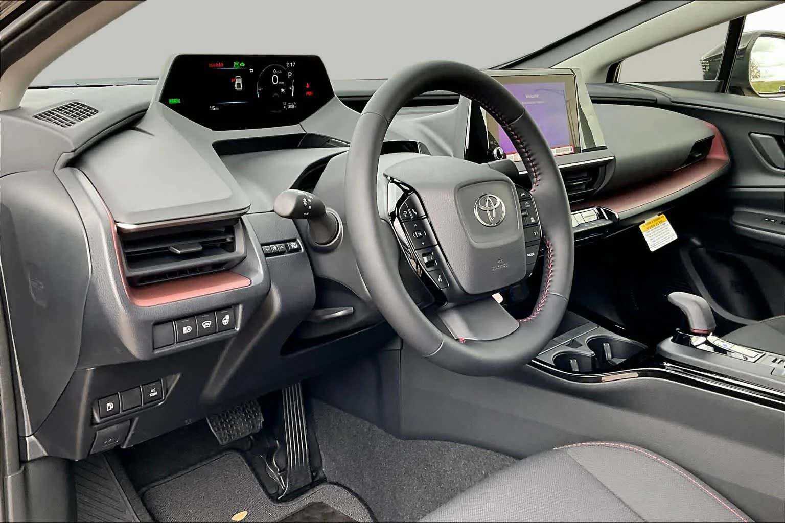 2026 Toyota Prius Plug-in Hybrid SE - Photo 8