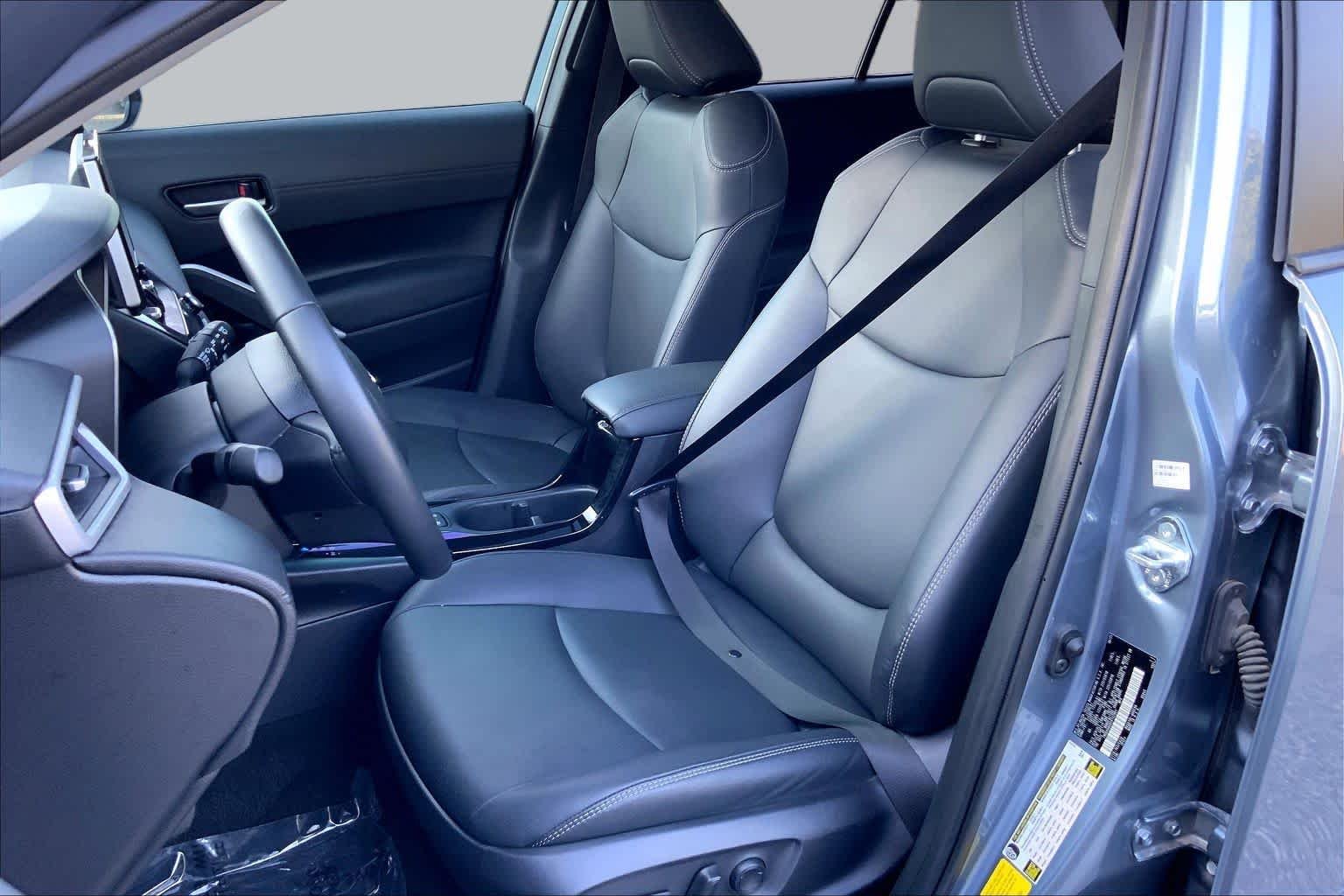 Used 2025 Celestite Toyota XLE image 7