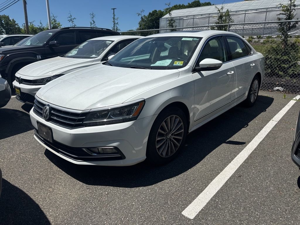 Used 2017 White Volkswagen 1.8T SE image 1